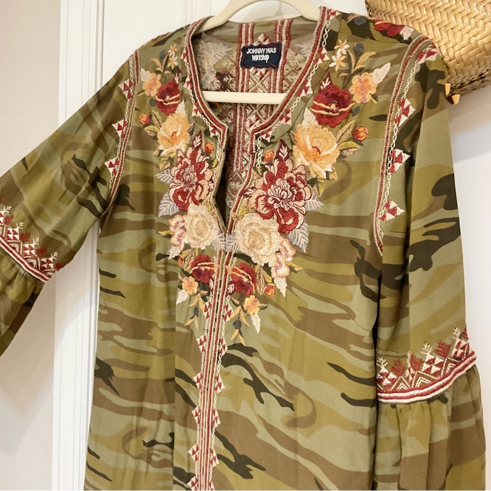 Johnny Was Workshop Silk Embroidered Camo Dress Size M, EUC - Picture 3 of 9